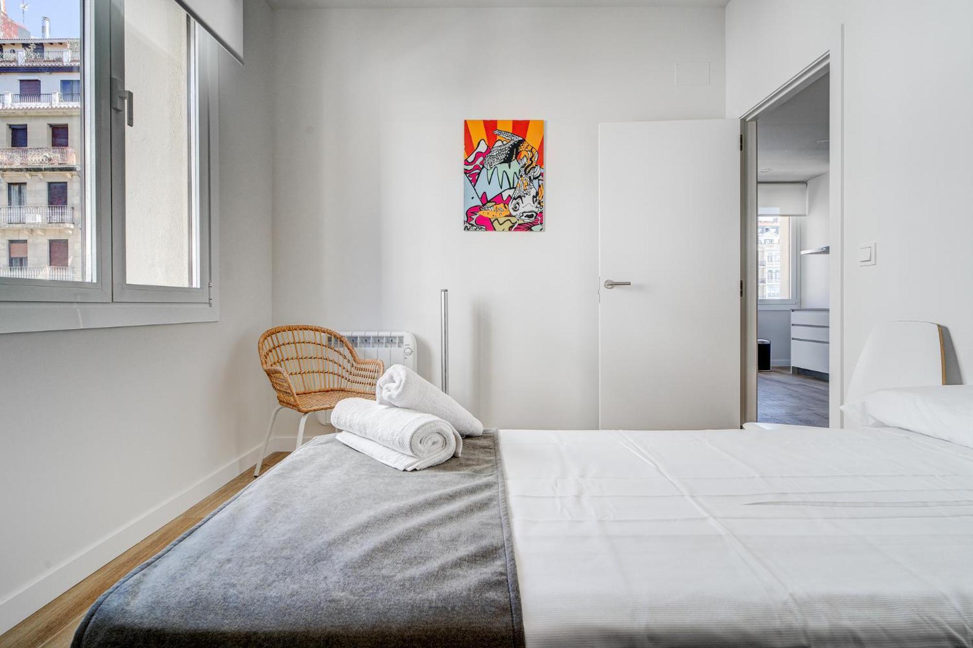 Apartamentos Gran Via By Sanse Holidays Сан-Себастьян Экстерьер фото