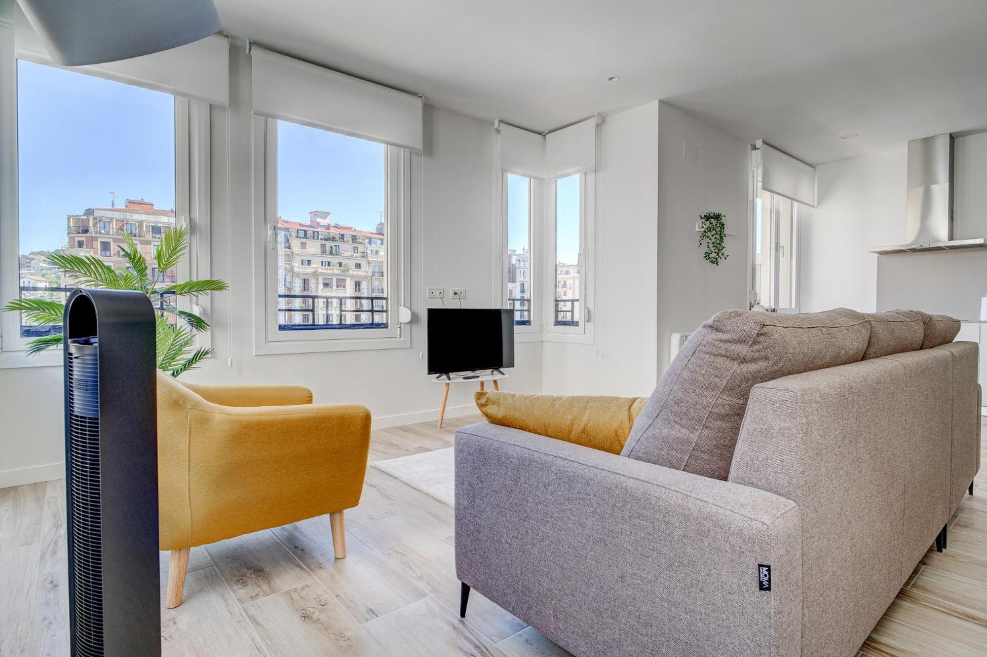 Apartamentos Gran Via By Sanse Holidays Сан-Себастьян Экстерьер фото