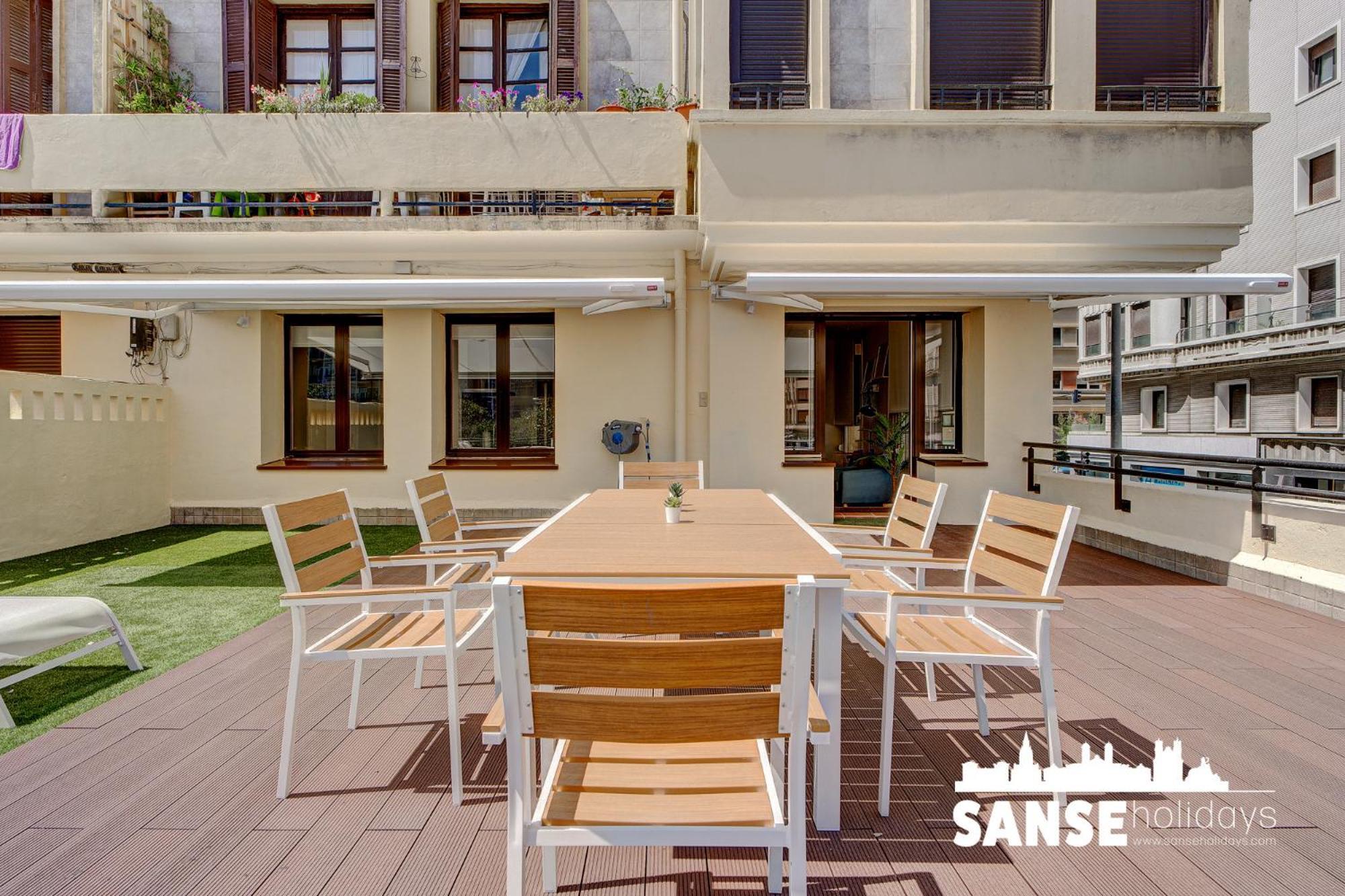 Apartamentos Gran Via By Sanse Holidays Сан-Себастьян Экстерьер фото